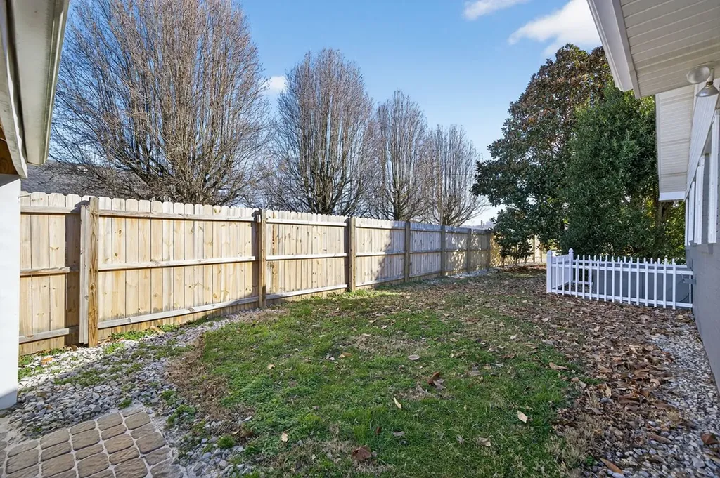 204 W 7th Street Livingston TN 38570