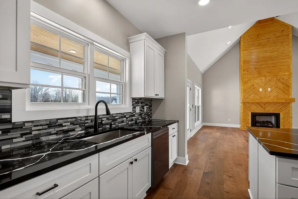 6955 Sweet Magnolia Way Baxter TN 38544