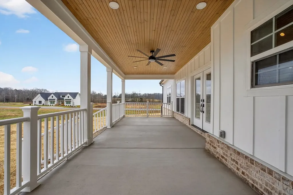 6955 Sweet Magnolia Way Baxter TN 38544