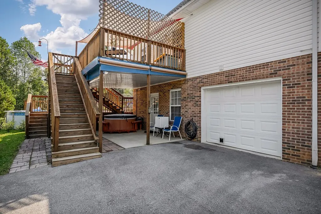 3639 Castlebrooke Lane Cookeville TN 38501