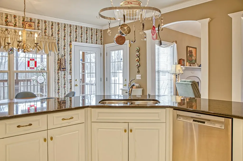 4113 Plantation Drive Cookeville TN 38506