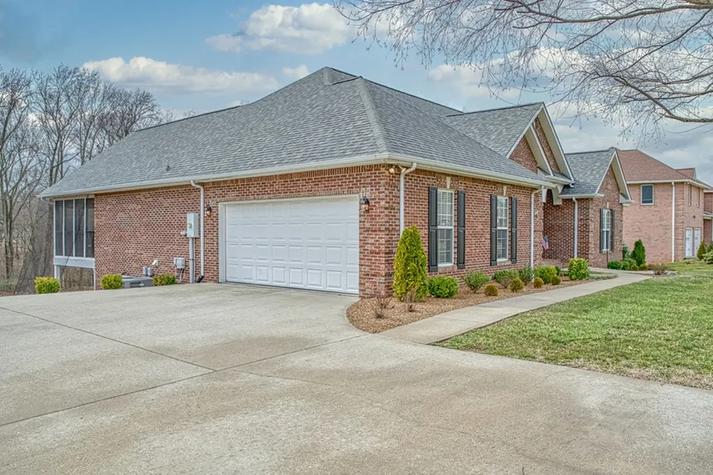 4113 Plantation Drive Cookeville TN 38506