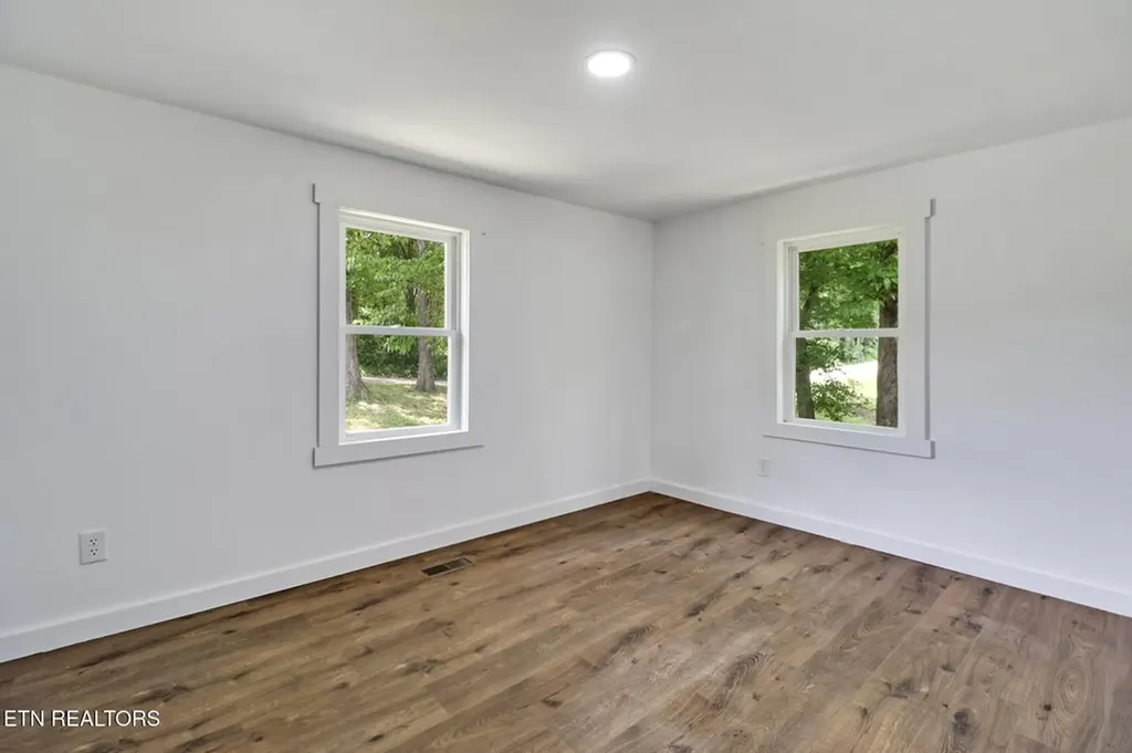 1095 Franklin Road Jamestown TN 38556