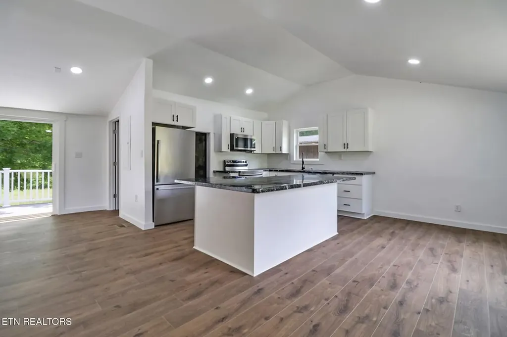 1095 Franklin Road Jamestown TN 38556