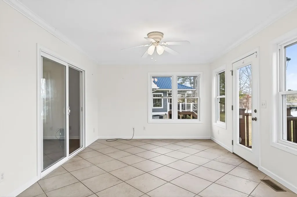 124 Peace Pipe Bend Crossville TN 38572