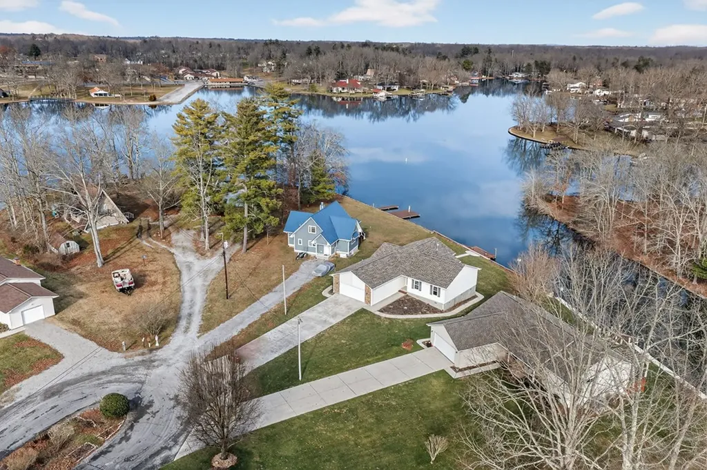 124 Peace Pipe Bend Crossville TN 38572