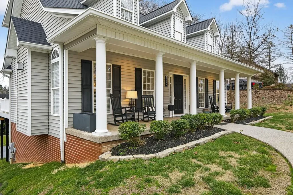 1045 E 6th Street Cookeville TN 38501