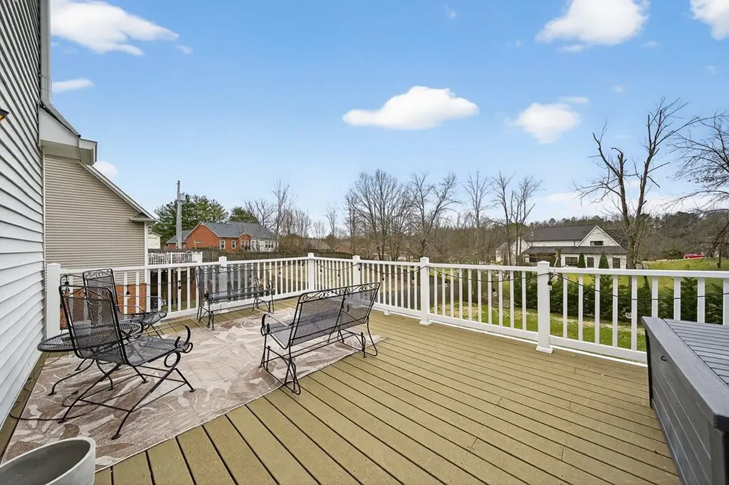 1045 E 6th Street Cookeville TN 38501