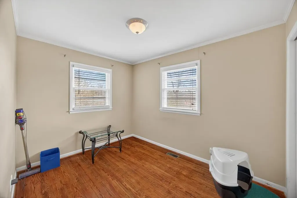 402 S Hillcrest Drive Livingston TN 38570