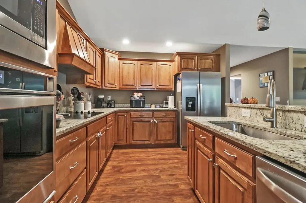 803 SE Spruce Loop Crossville TN 38555