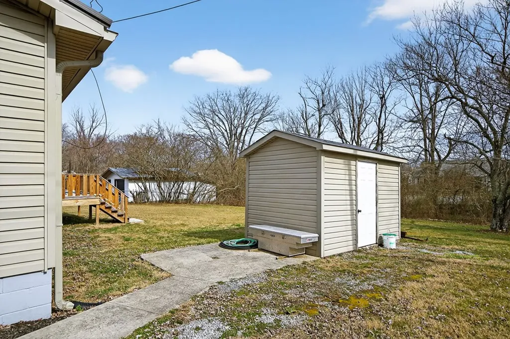 150 Dillon Street Crossville TN 38555