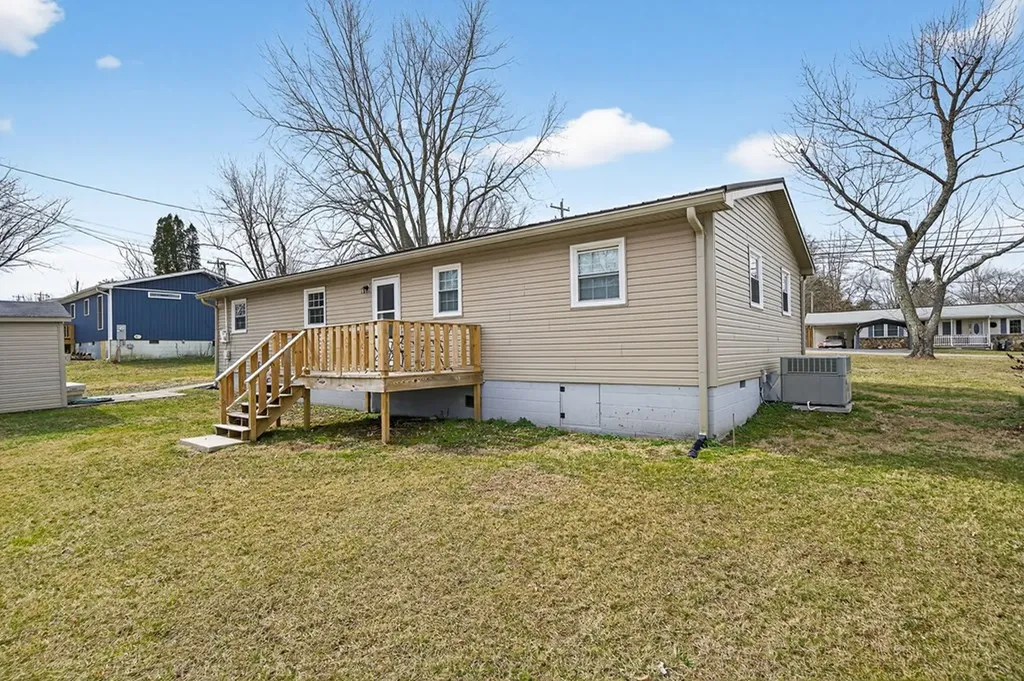 150 Dillon Street Crossville TN 38555