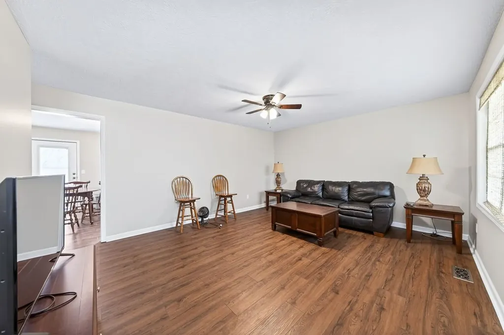 150 Dillon Street Crossville TN 38555