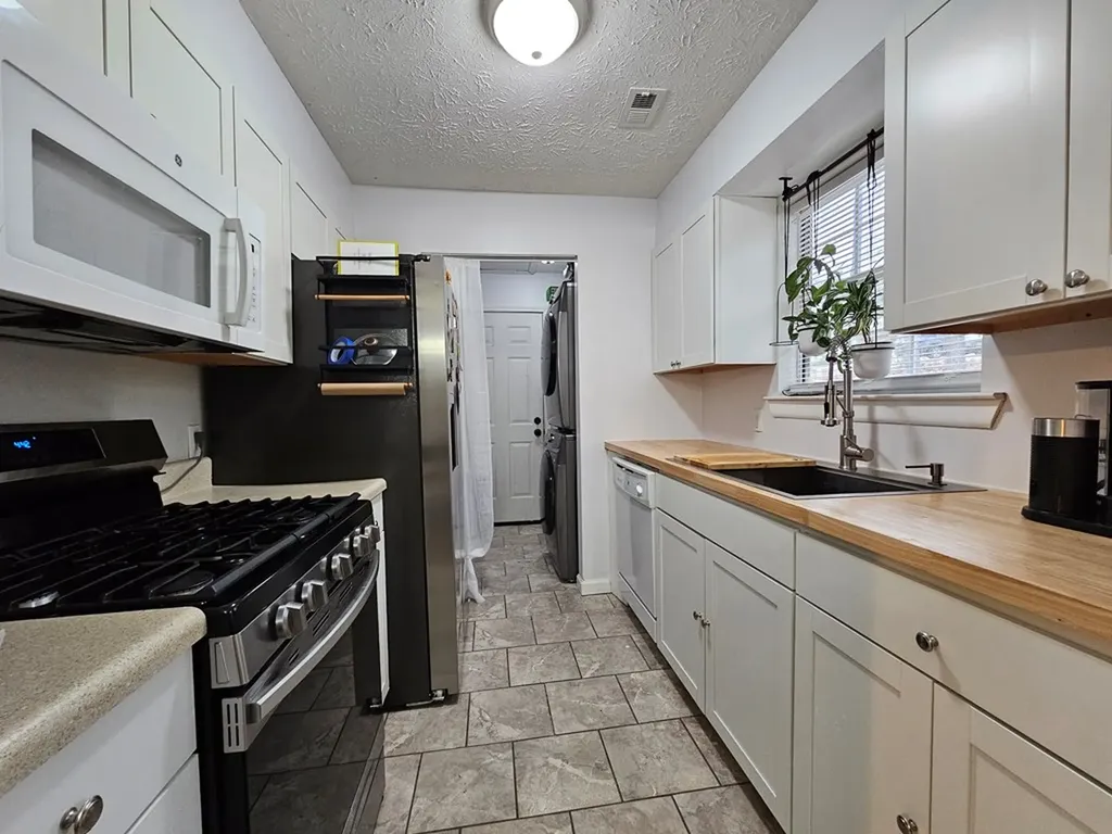 1698 Apple Valley Drive Cookeville TN 38501