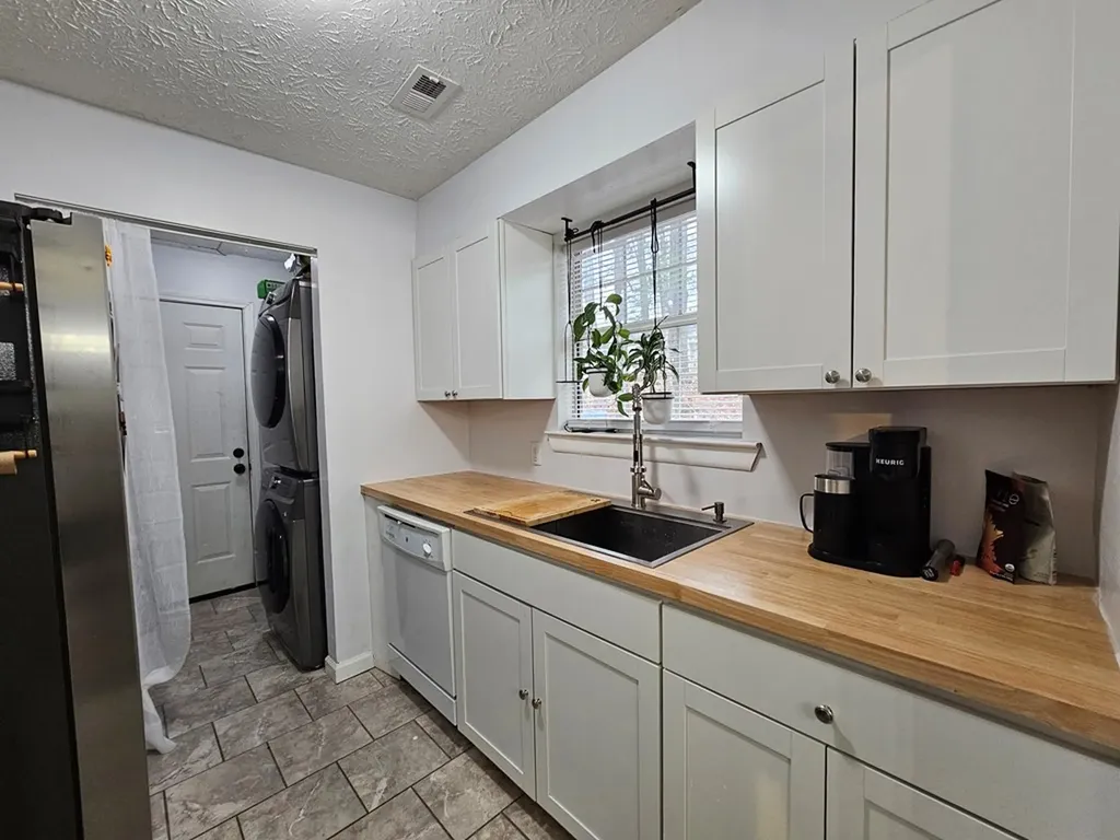 1698 Apple Valley Drive Cookeville TN 38501