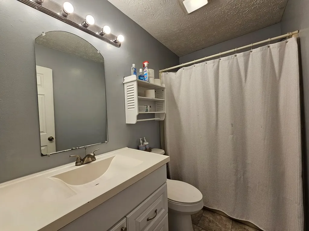 1698 Apple Valley Drive Cookeville TN 38501