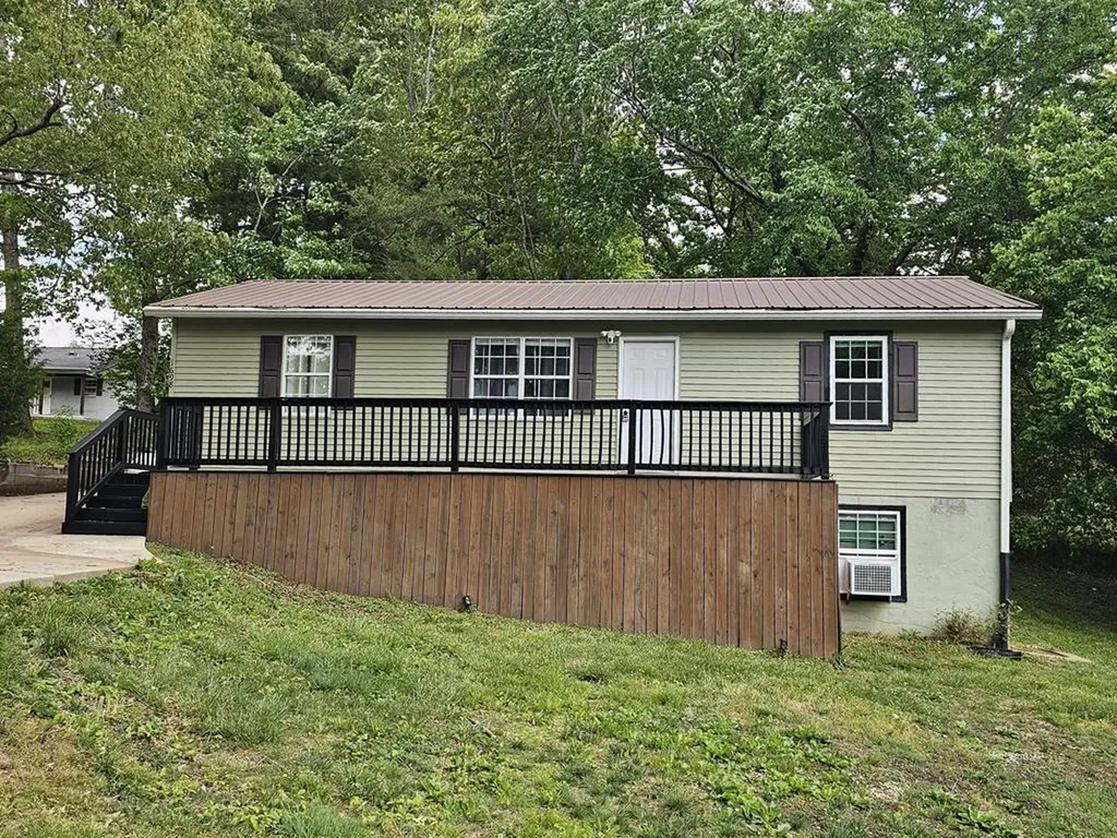 1698 Apple Valley Drive Cookeville TN 38501