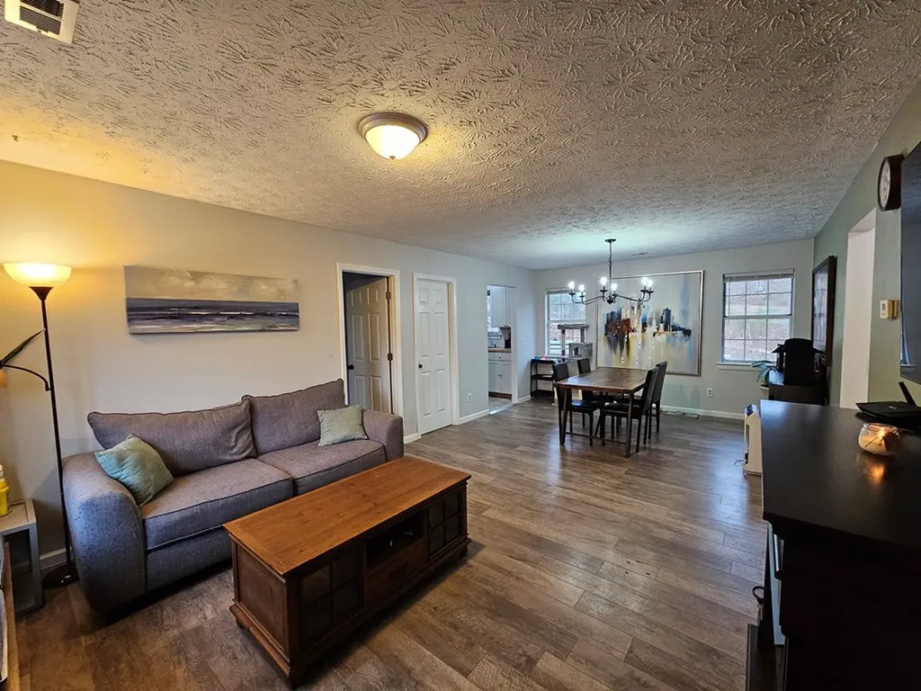 1698 Apple Valley Drive Cookeville TN 38501