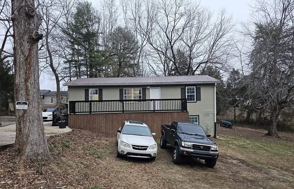 1698 Apple Valley Drive Cookeville TN 38501