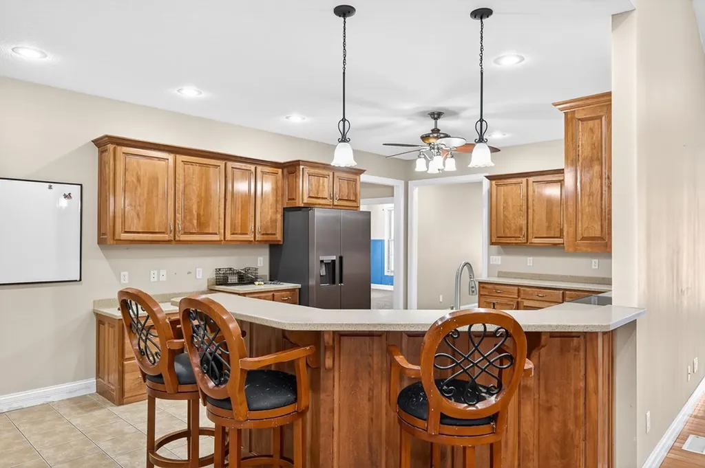 1945 W Creston Road Crossville TN 38571