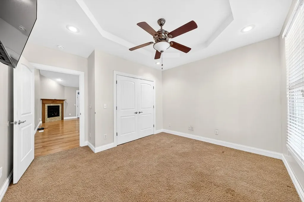 1945 W Creston Road Crossville TN 38571