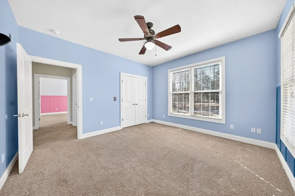 1945 W Creston Road Crossville TN 38571