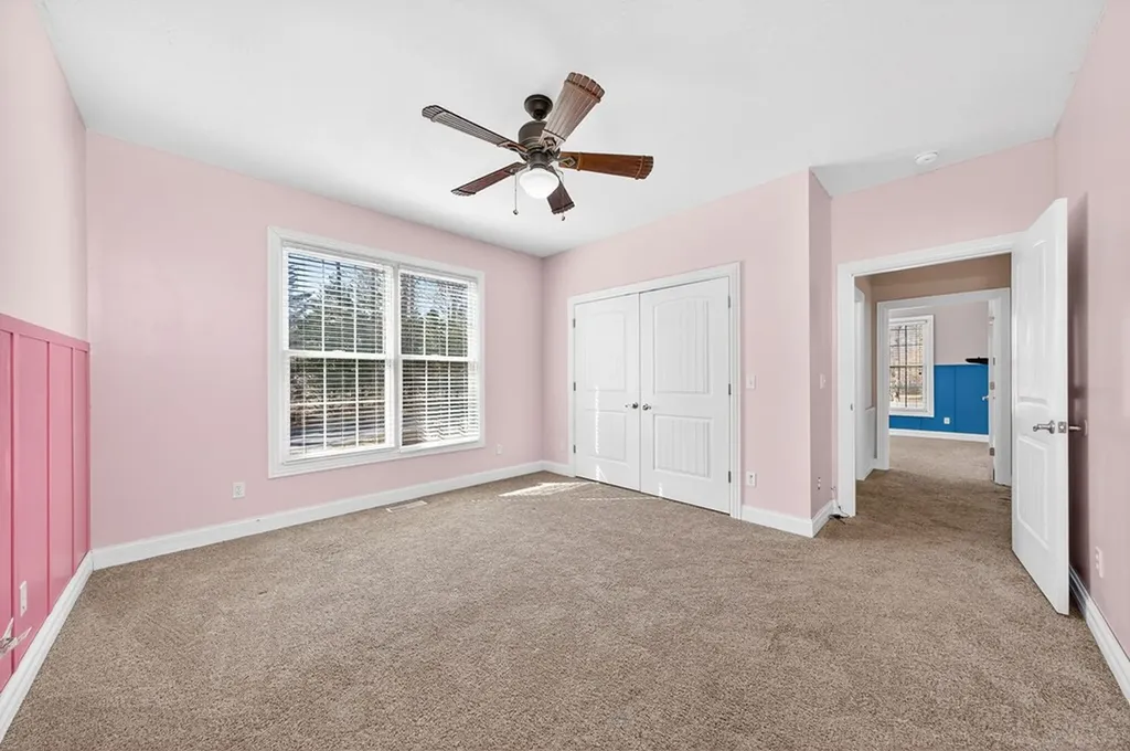 1945 W Creston Road Crossville TN 38571