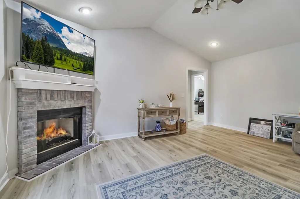 93 Tower Way Allardt TN 38504