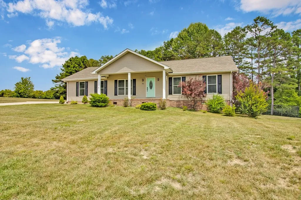 93 Tower Way Allardt TN 38504