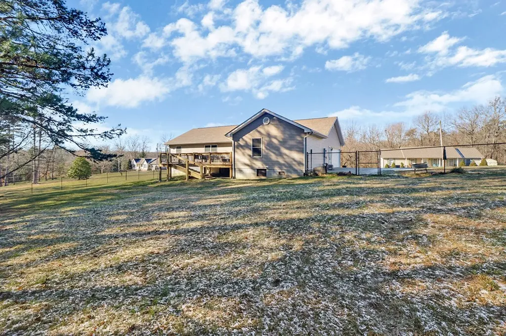 93 Tower Way Allardt TN 38504