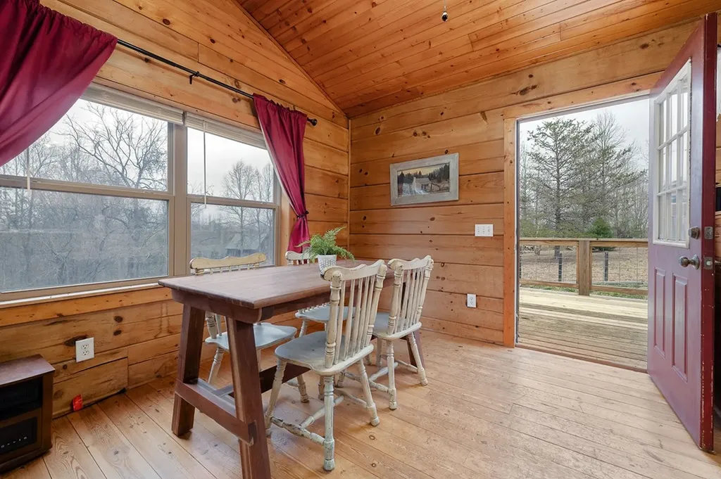 2021 Milky Way Road Jamestown TN 38556