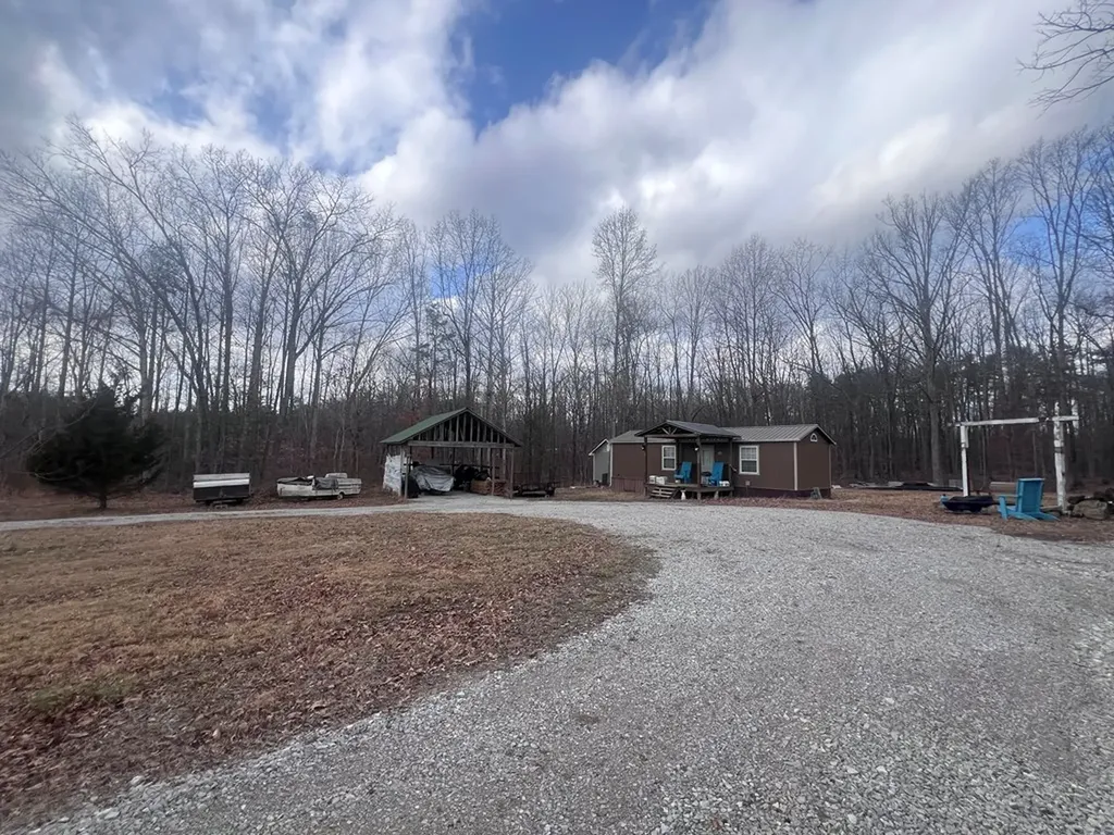 52 Duncan Hinds Road Jamestown TN 38556