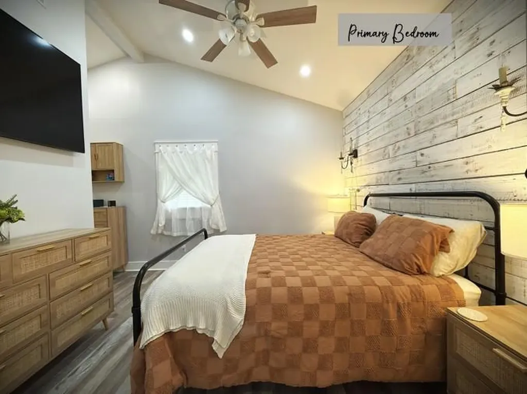 817 Oakland Park Drive Livingston TN 38570