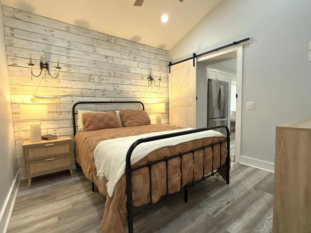 817 Oakland Park Drive Livingston TN 38570