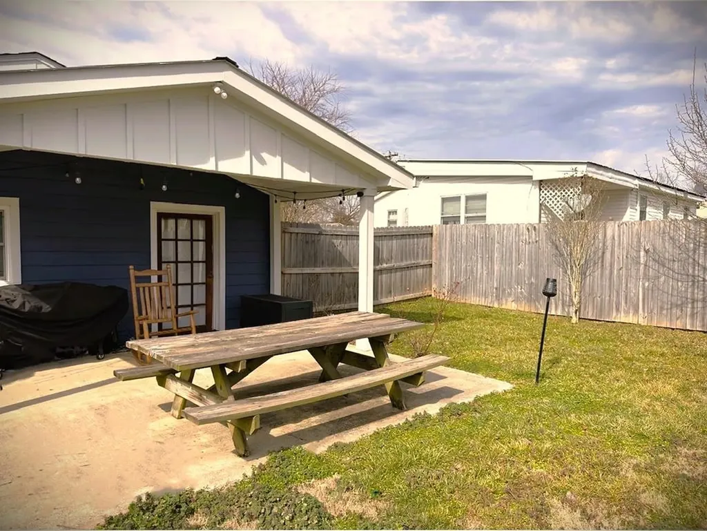 817 Oakland Park Drive Livingston TN 38570