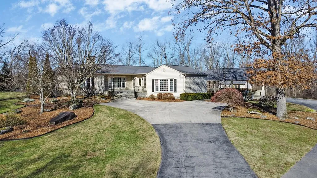 233 Morgan Road Crossville TN 38555