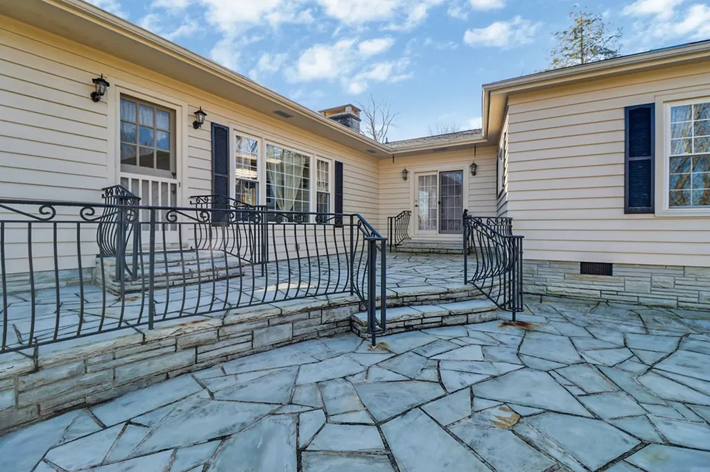 233 Morgan Road Crossville TN 38555