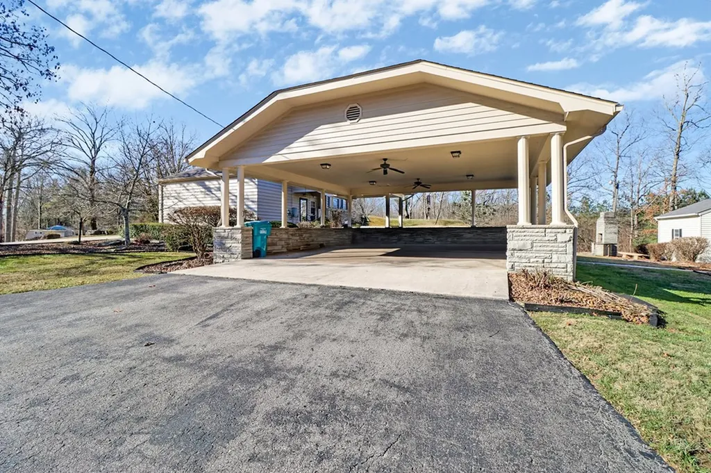 233 Morgan Road Crossville TN 38555