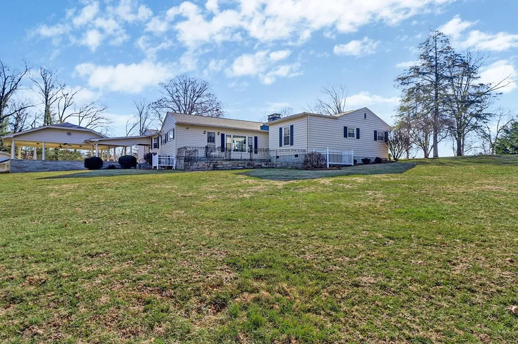 233 Morgan Road Crossville TN 38555