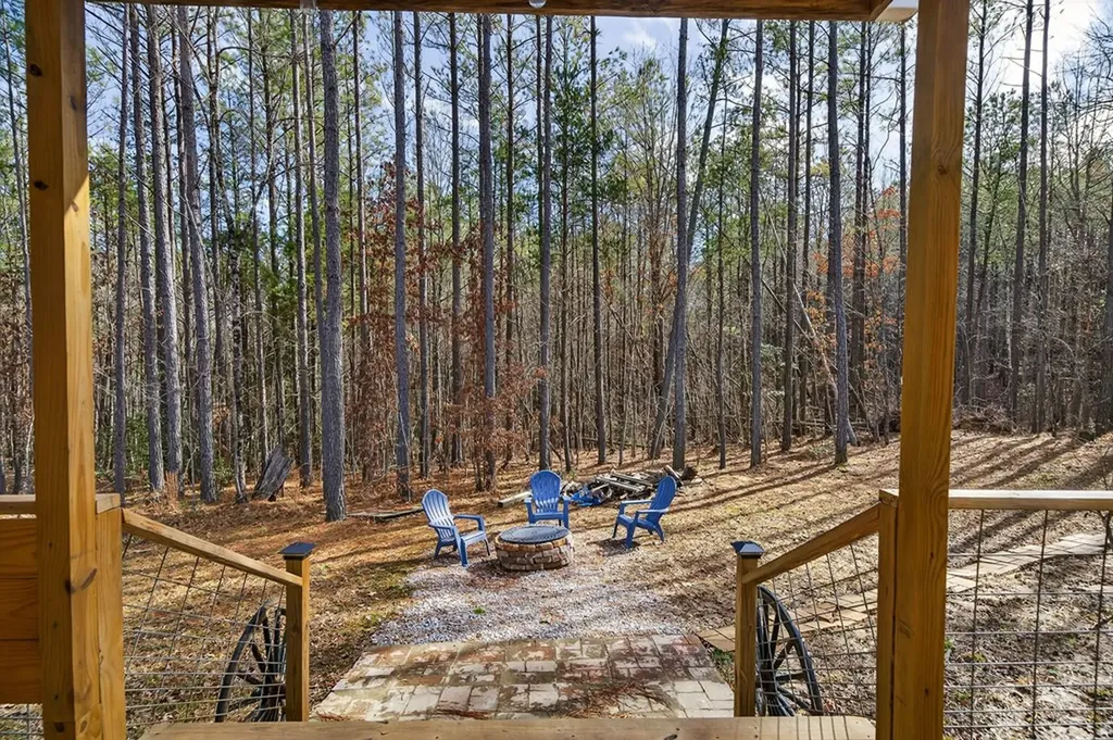 1780 Wolf Haven Road Spencer TN 38585