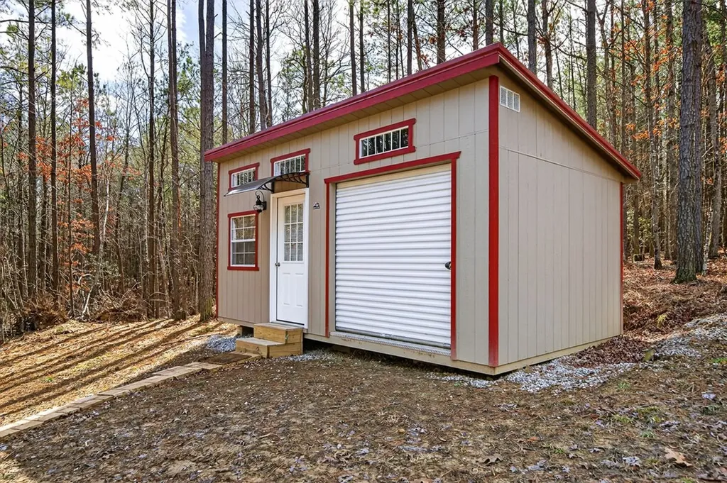 1780 Wolf Haven Road Spencer TN 38585