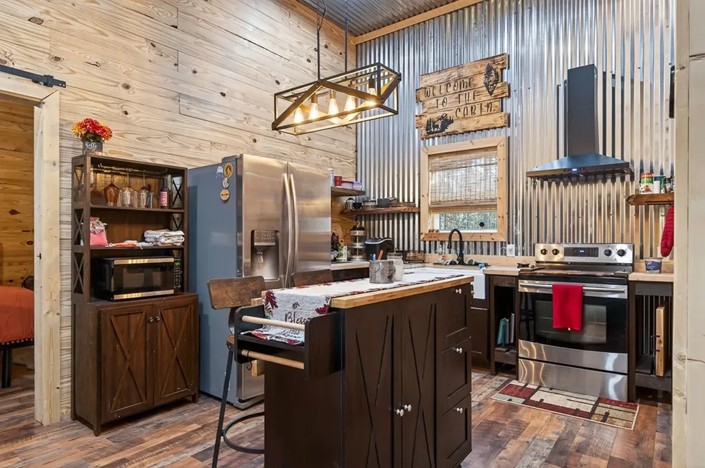 1780 Wolf Haven Road Spencer TN 38585