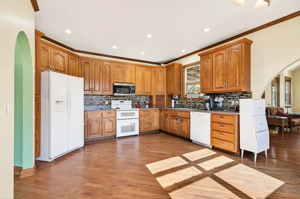 2144 Street Place Loop Monterey TN 38574