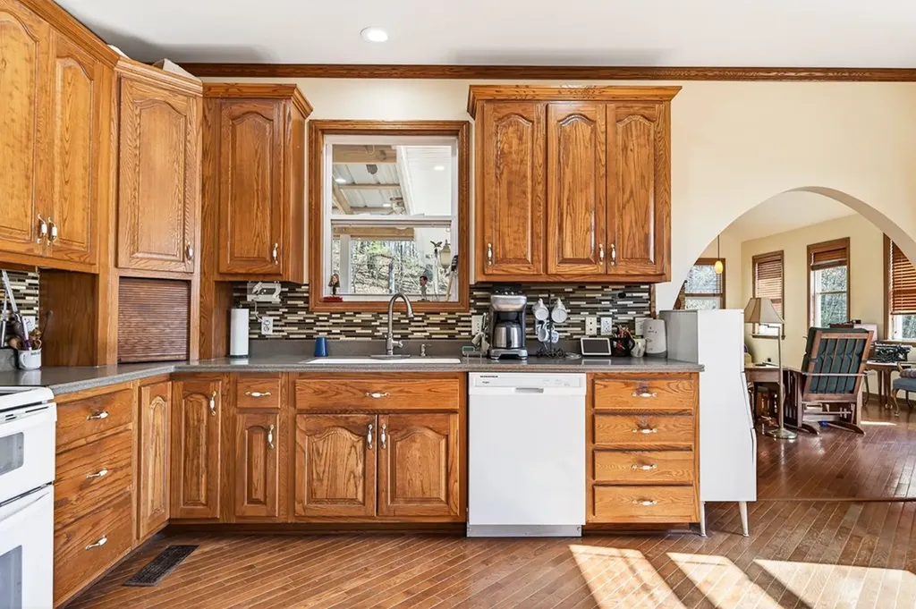 2144 Street Place Loop Monterey TN 38574