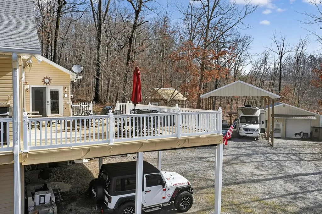 2144 Street Place Loop Monterey TN 38574