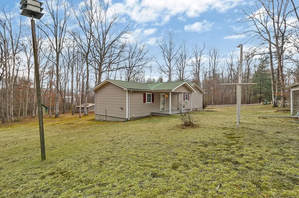 149 Horseshoe Circle Jamestown TN 38556