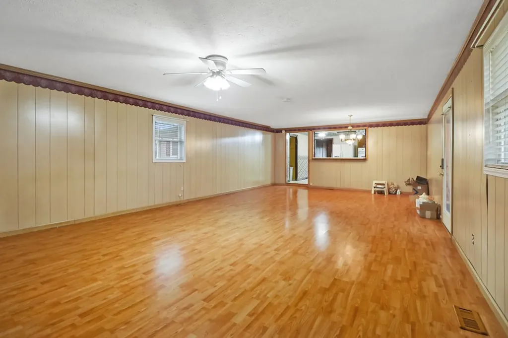 149 Horseshoe Circle Jamestown TN 38556