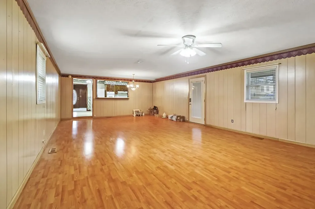 149 Horseshoe Circle Jamestown TN 38556