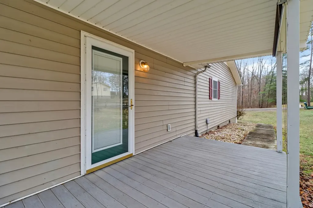 149 Horseshoe Circle Jamestown TN 38556