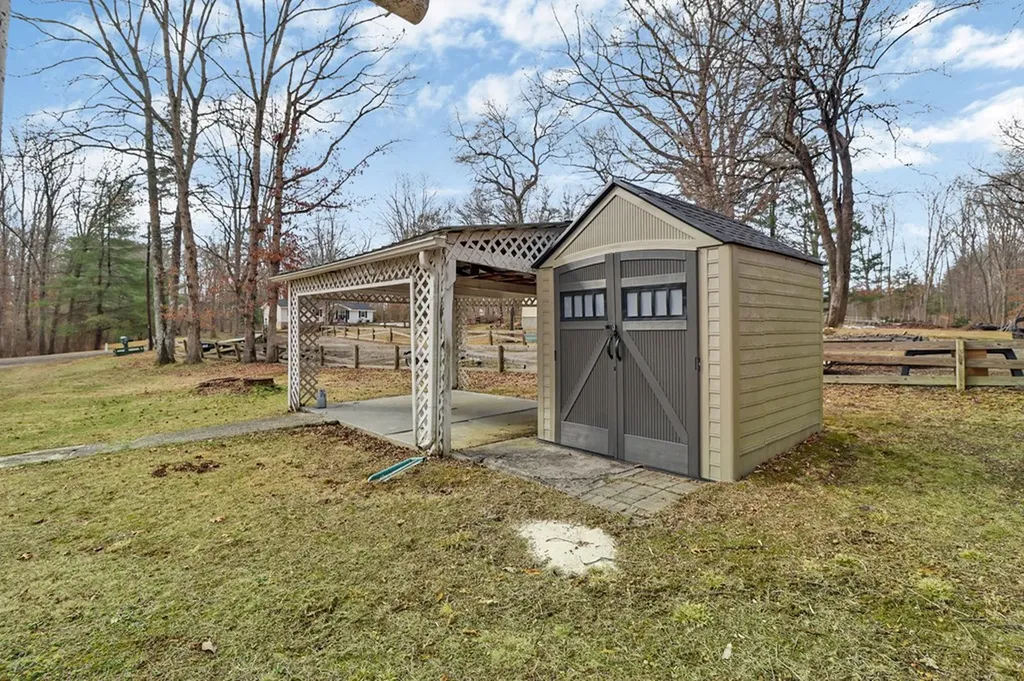 149 Horseshoe Circle Jamestown TN 38556